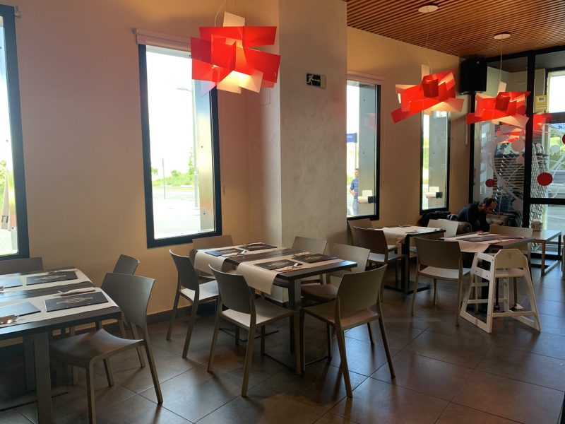 cafeteria-iliada-interior