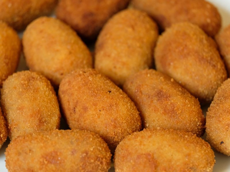 comer-en-salburua-croquetas